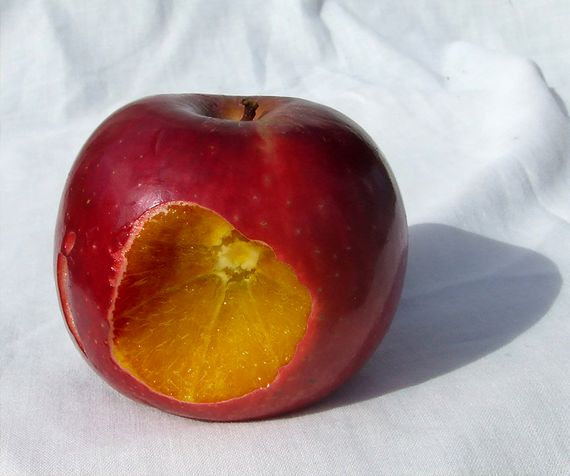 apple with orange pulp