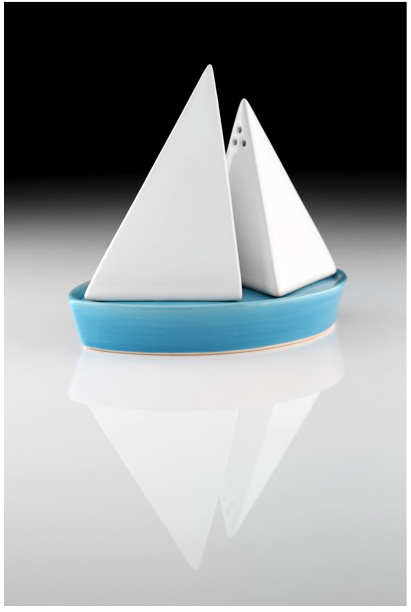 boat salt and pepper shaker design