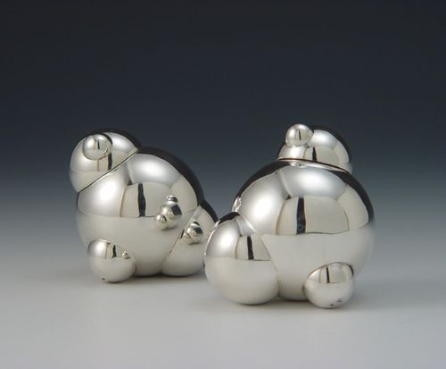 bubbles salt and pepper shakers design