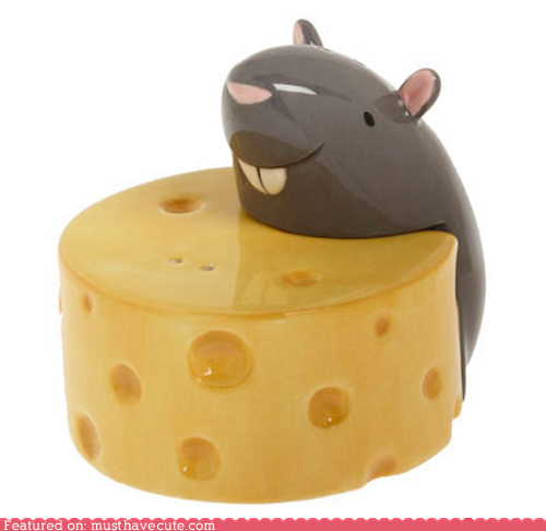 cheese and mouse salt and pepper shaker design