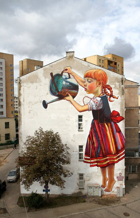 10-Breathtaking-Street-Art-that-Interacts-with-Its-Surroundings-2