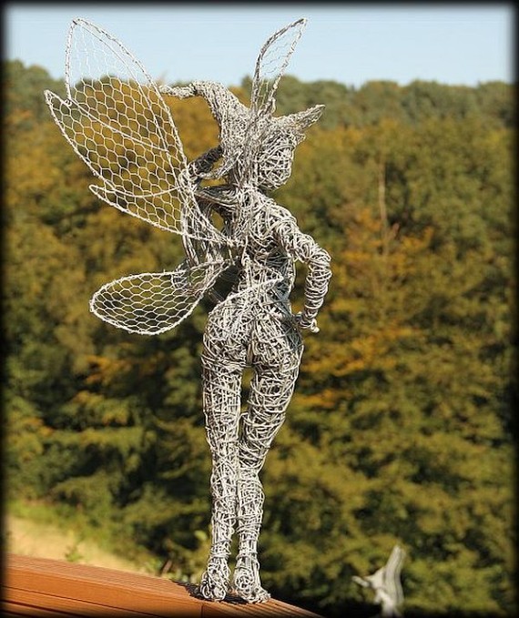 Wire-Sculptures-with-a-Twist-by-Robin-Wight-12