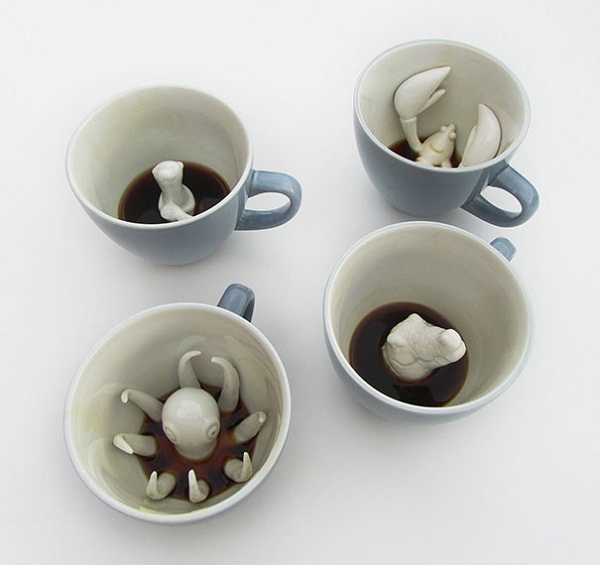 10-Cup-Mug-Designs-That-Will-Cheer-You-Up-Monday-Morning-4