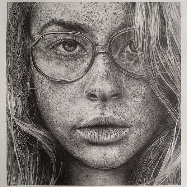 Hyperrealistic Graphite Drawings by Monica Lee - Graphic design magazine  with tutorials, resources and inspiration.