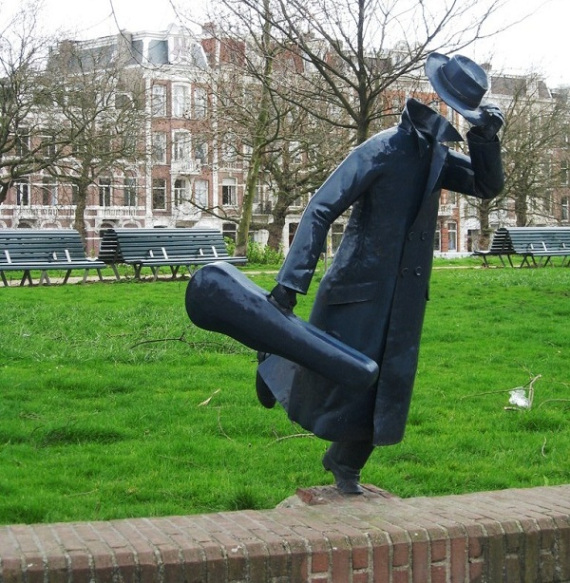 9-unusual-and-creative-sculptures-and-statues-8