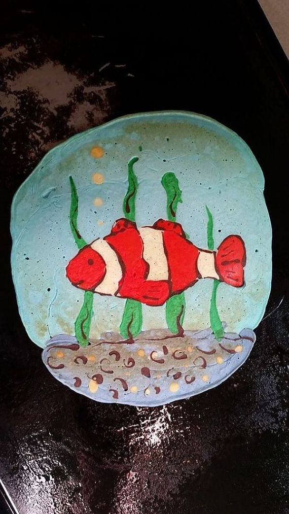 Creative-Dad-Makes-Colorful-Artistic-Pancakes-For-His-Kid-1